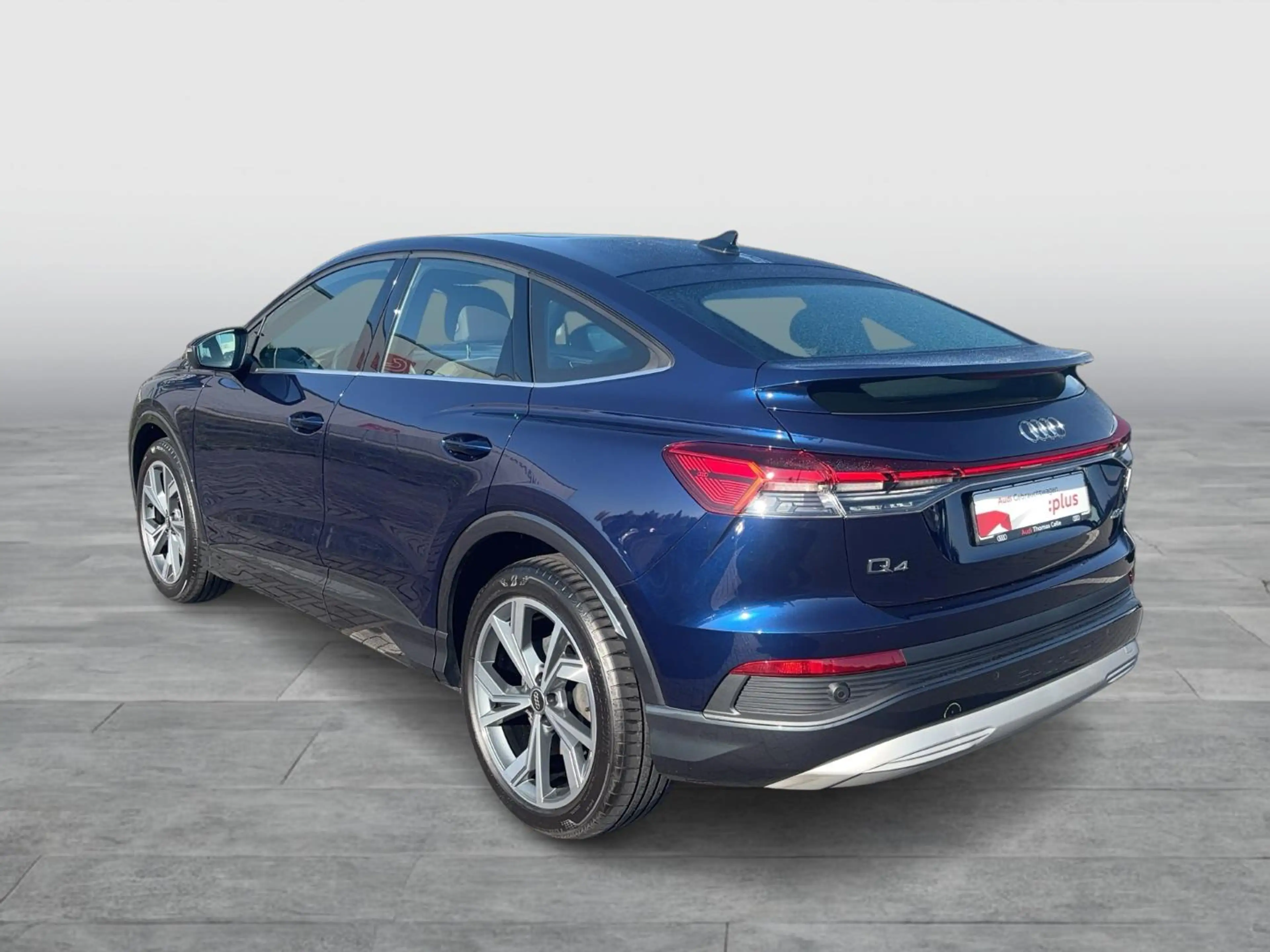 Audi Q4 e-tron Sportback 40 MLED Navi Pano ACC RKamera LM20 Wärmep. — photo 3