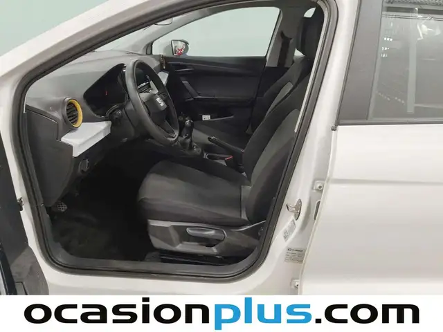 Seat Ibiza view 8
