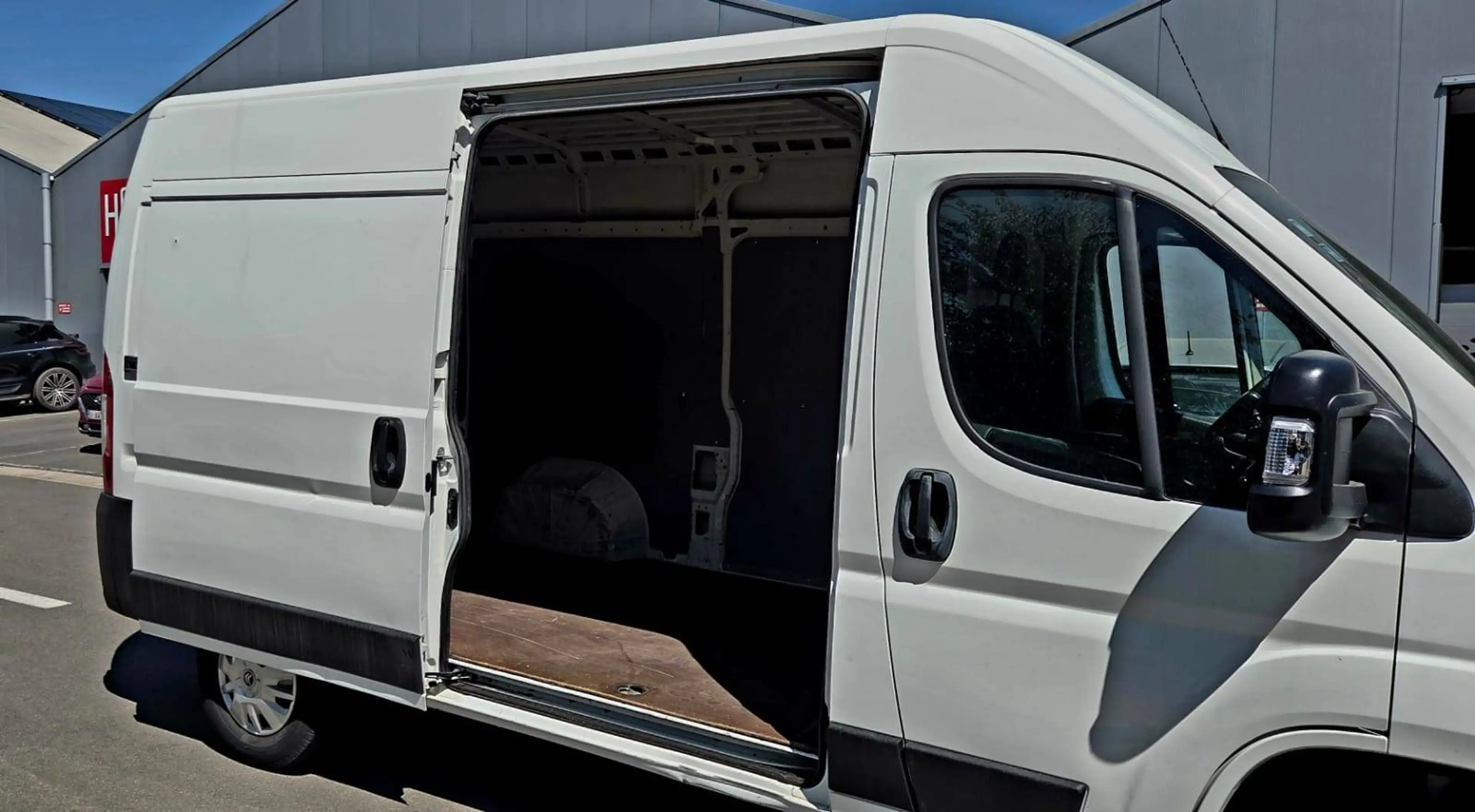Citroen Jumper L2H2 BLUEHDi 130 S TVA RECUPÉRABLE — photo 9