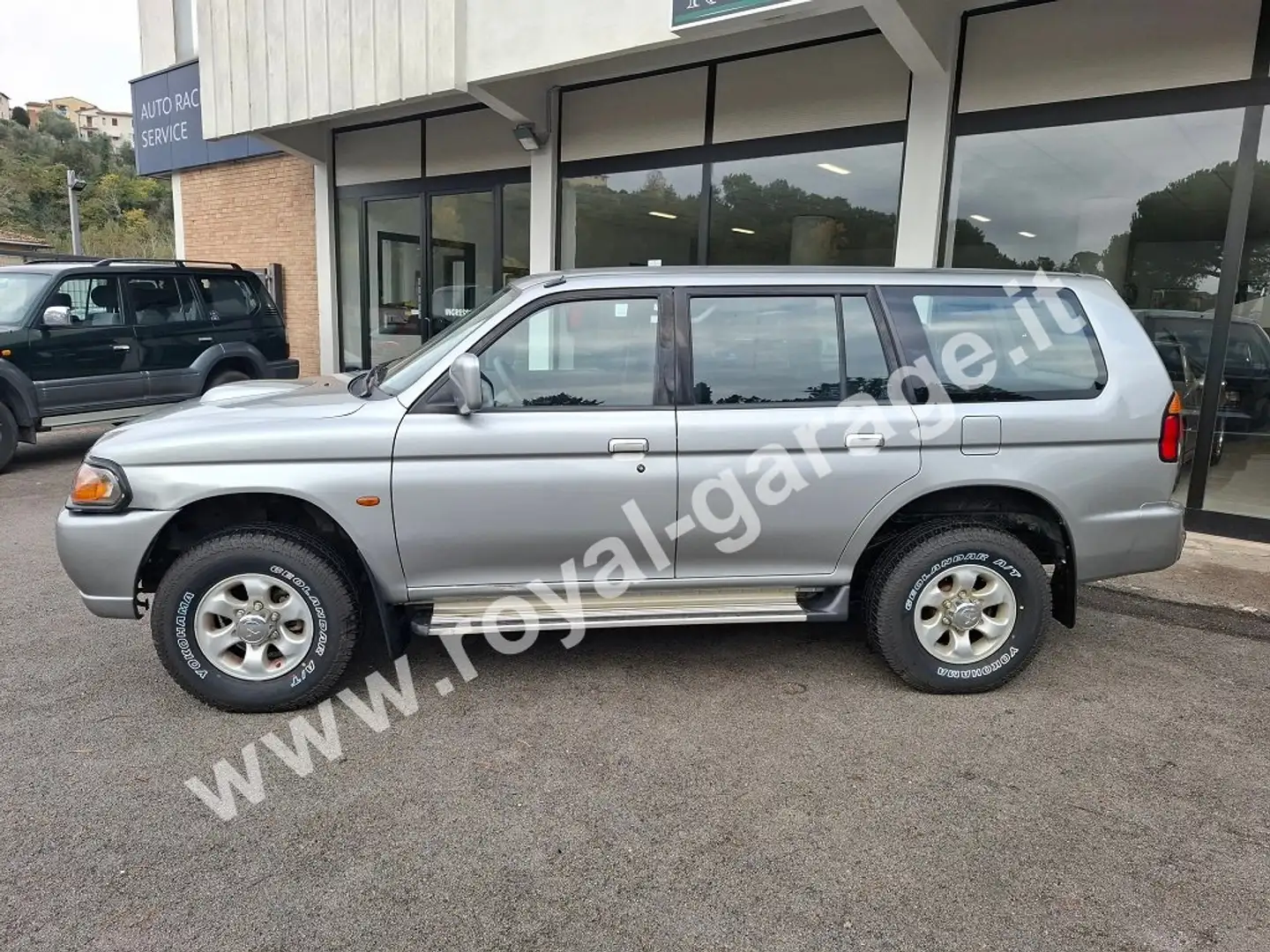 Mitsubishi Pajero Sport 2.5 TDI GLX (GANCIO TRAINO) RICONDIZIONATO Argento - 2
