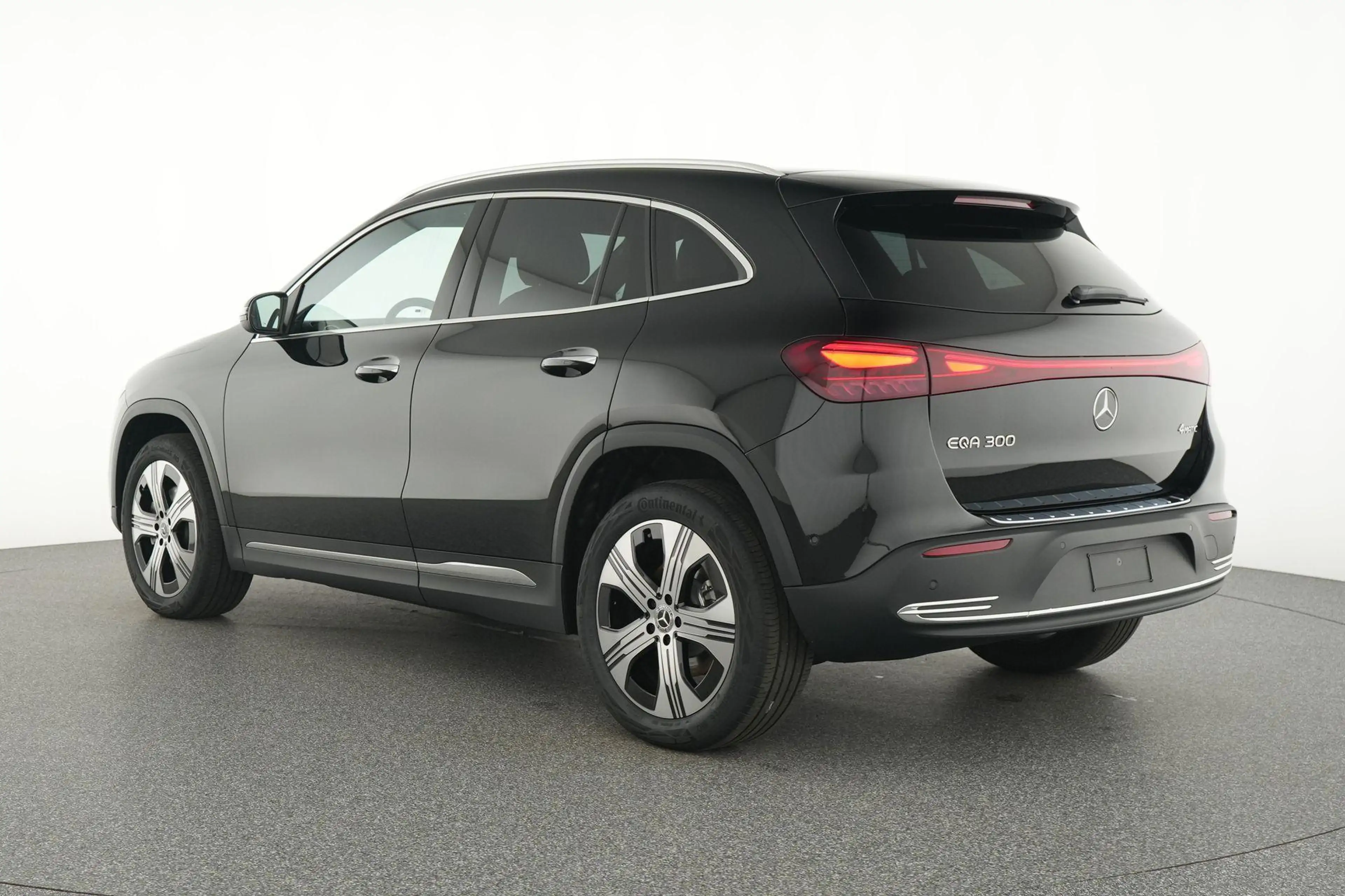 Mercedes-Benz EQA 300 4MATIC Luxury Line | Memory Zetels | Smartphone In — photo 3