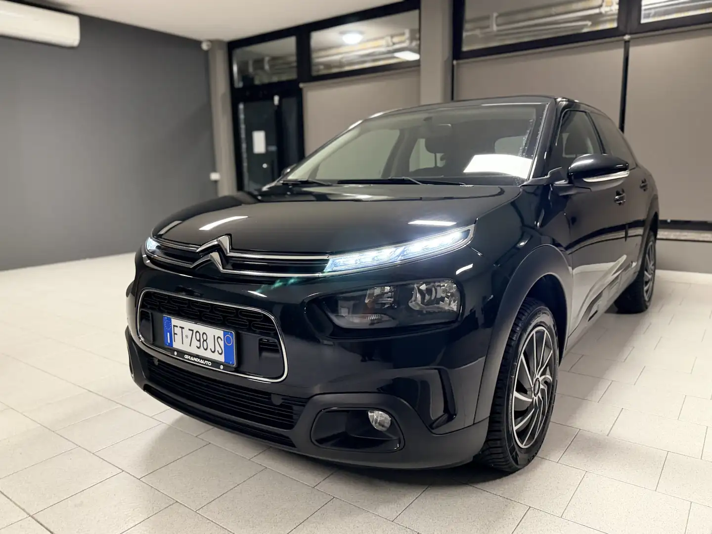 Citroen C4 Cactus Blue HDI - 2