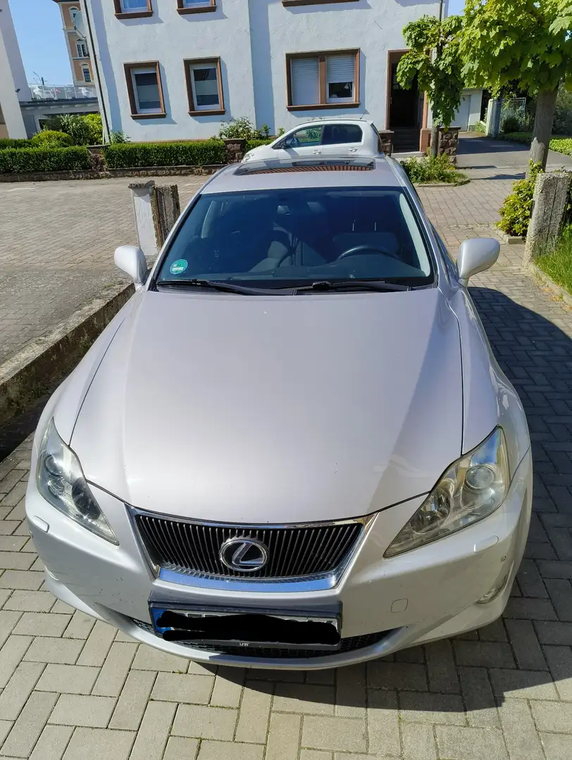 Lexus IS 220d DPNR - 1