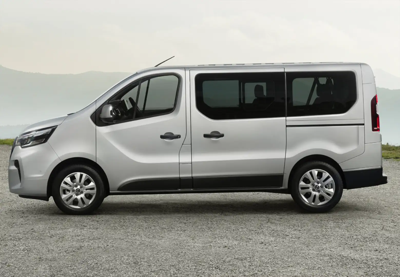 Nissan Primastar Combi 9 2.0dCi S&S L1H1 1T GO 150 Gris - 1