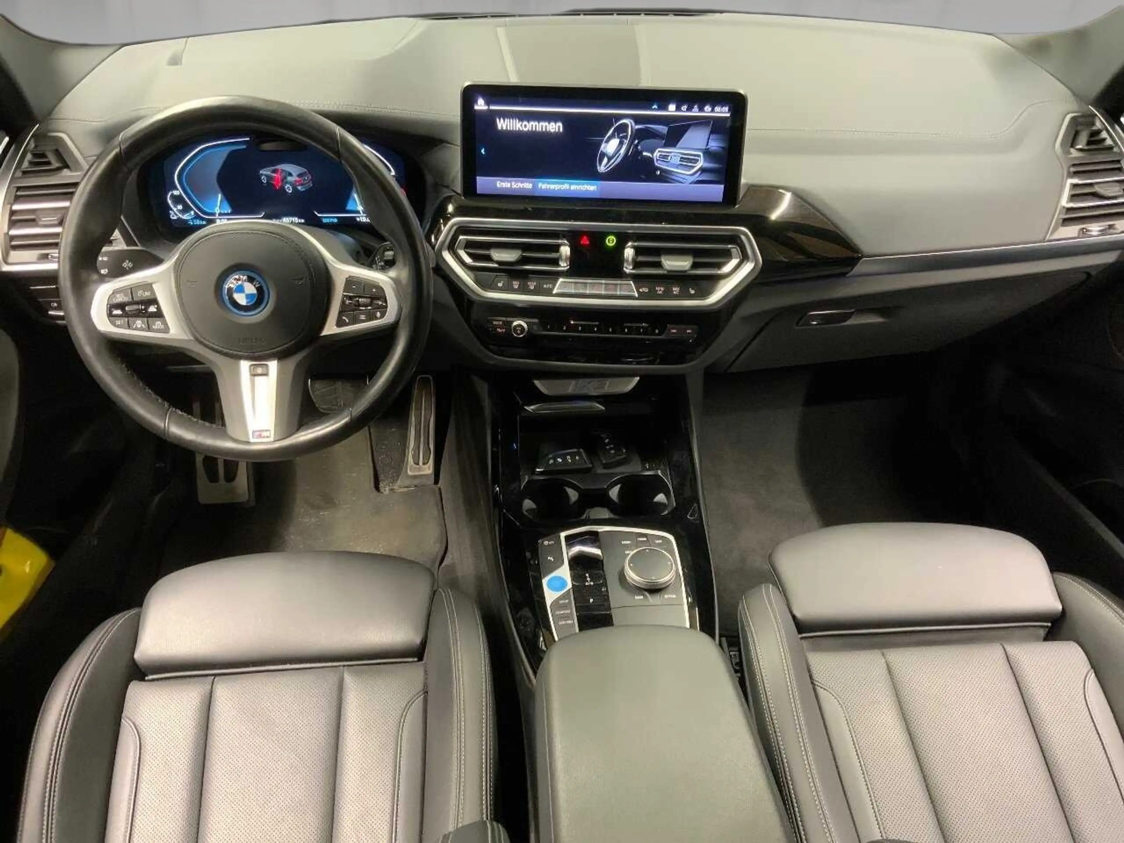 BMW iX3 Inspiring AHK Pano S-Dach SpoSi ACC BLIS — photo 5