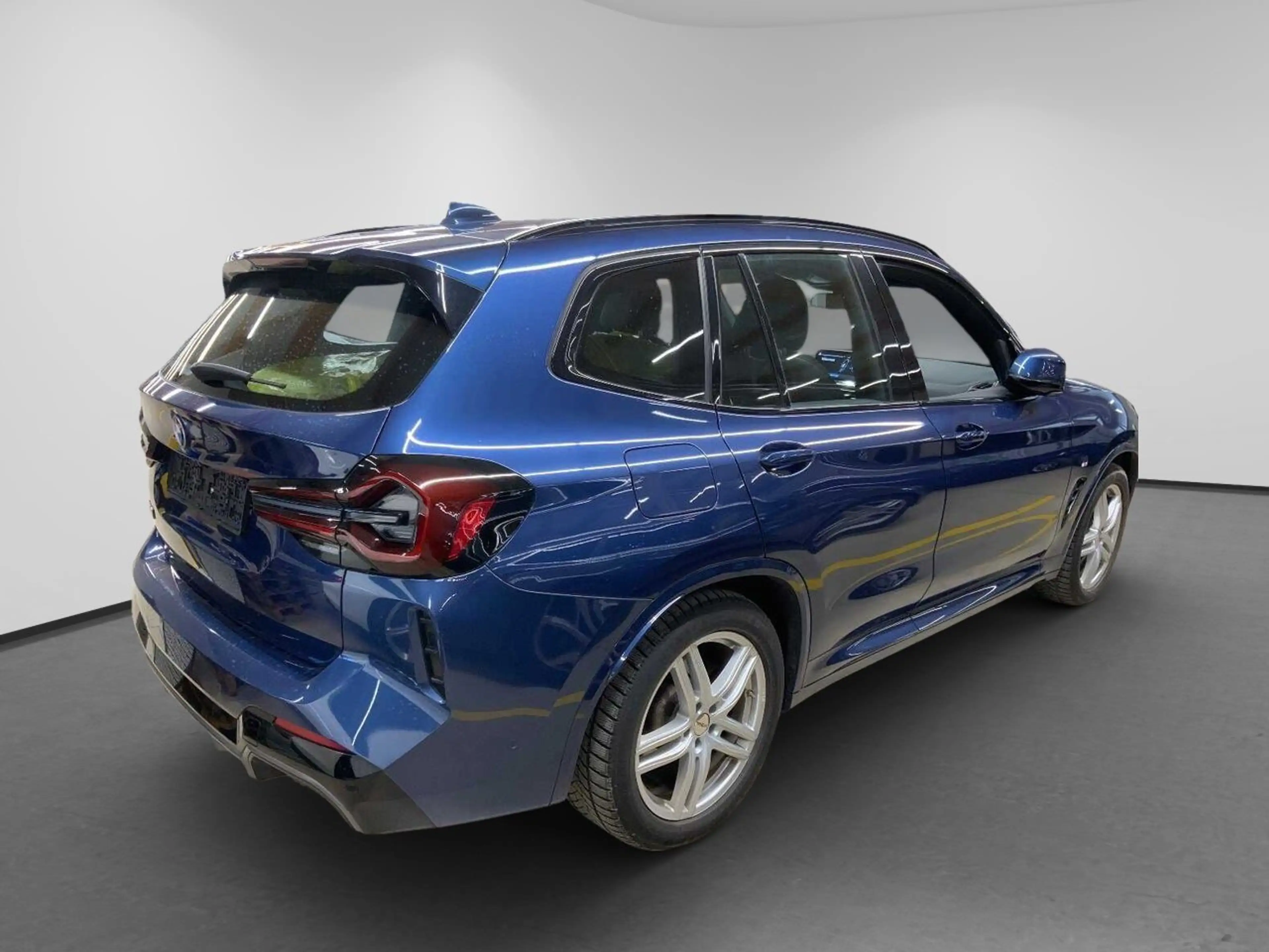 BMW iX3 Inspiring AHK Pano S-Dach SpoSi ACC BLIS — photo 7