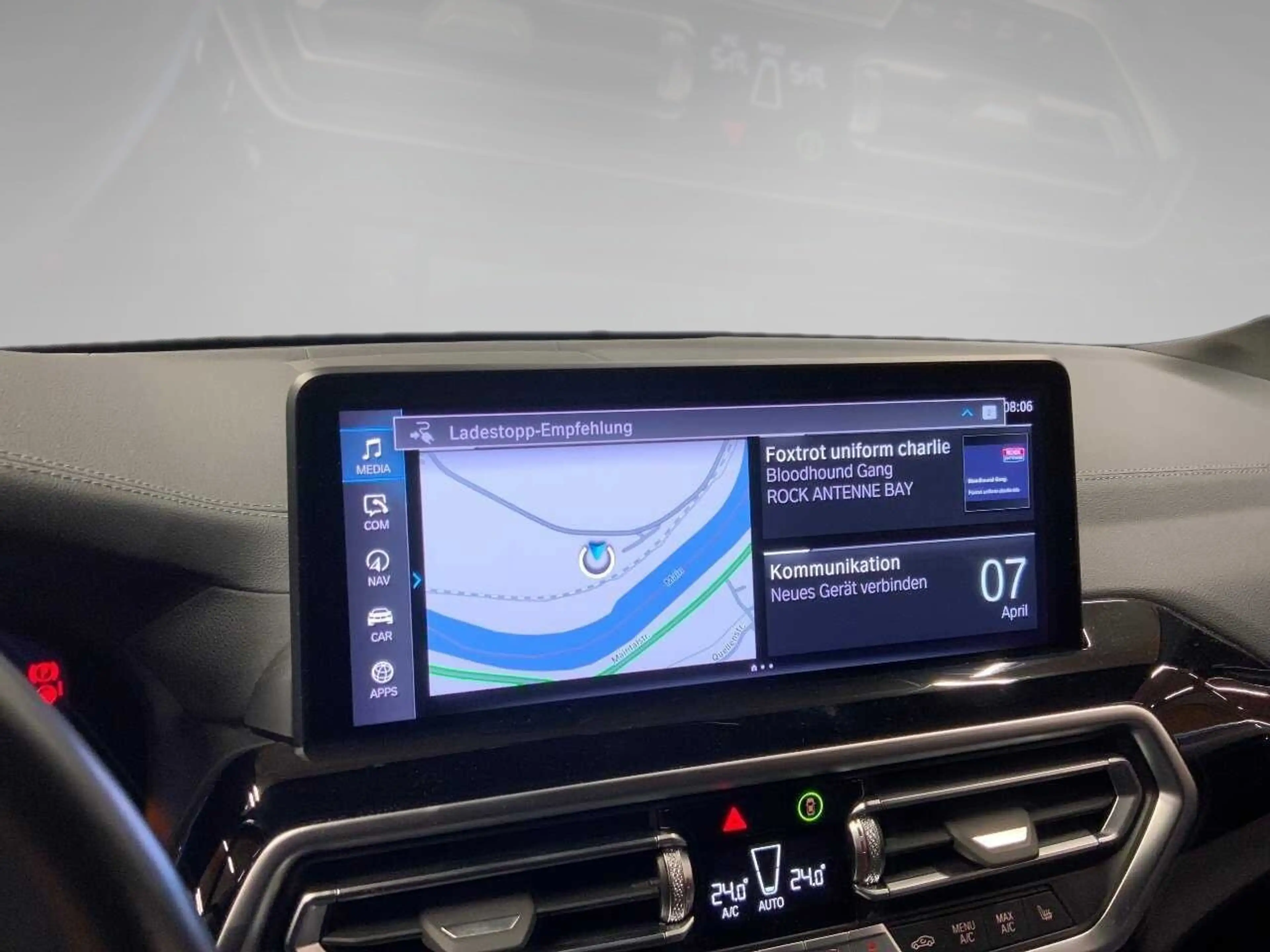 BMW iX3 Inspiring AHK Pano S-Dach SpoSi ACC BLIS — photo 10
