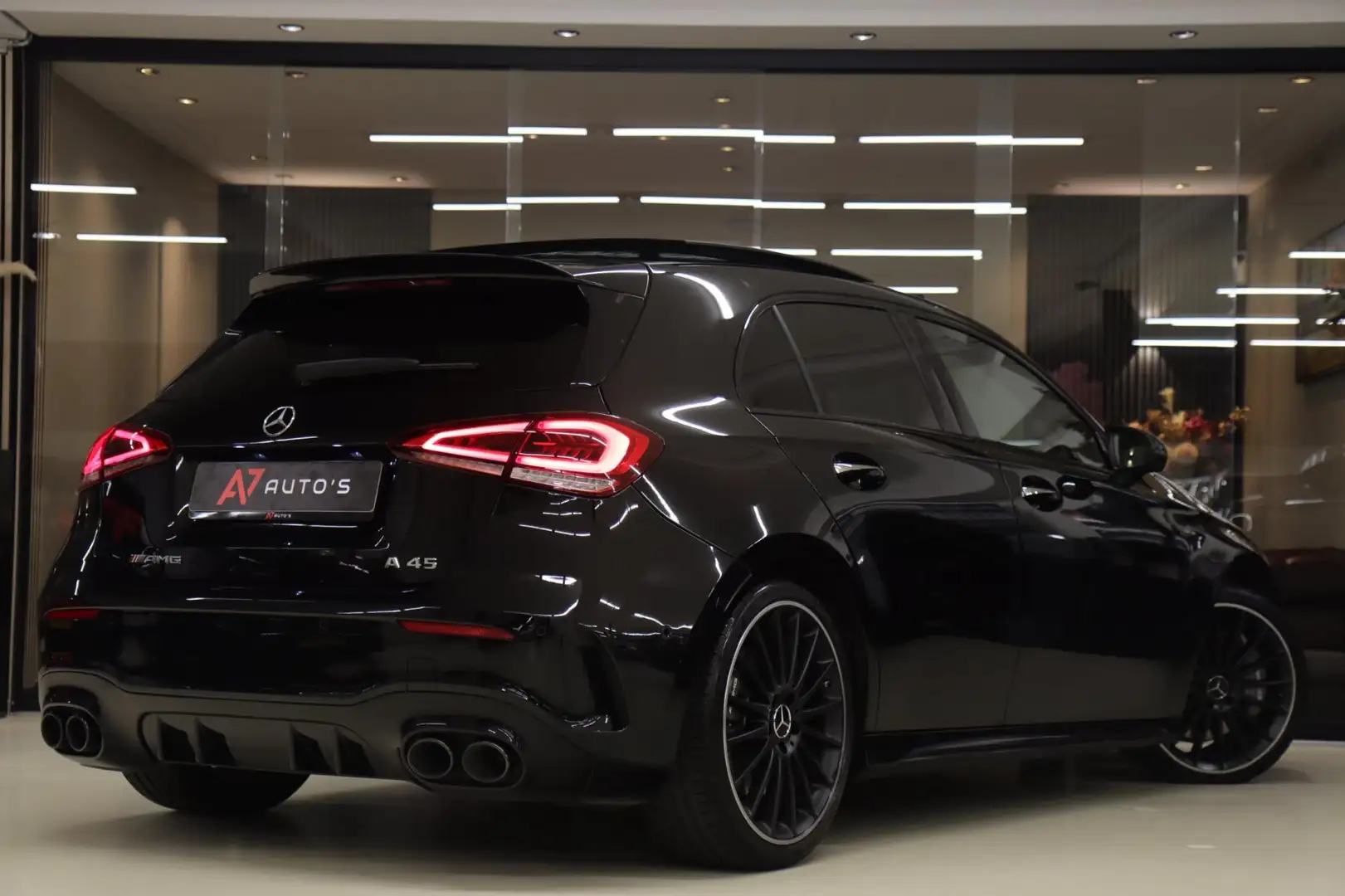 Mercedes-Benz A 45 AMG 4MATIC+ PANO/HUD/BUR/CAM/AMGSTUUR/VOL Noir - 2