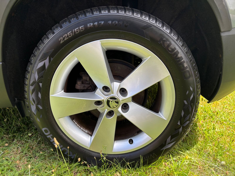 Skoda Karoq Ambition 4x4 — photo 12