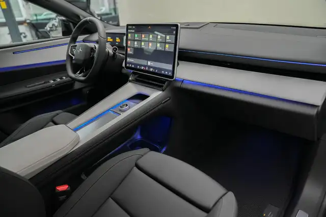 Polestar 4 Coupe Long range Dual motor - Plus Ansicht 8