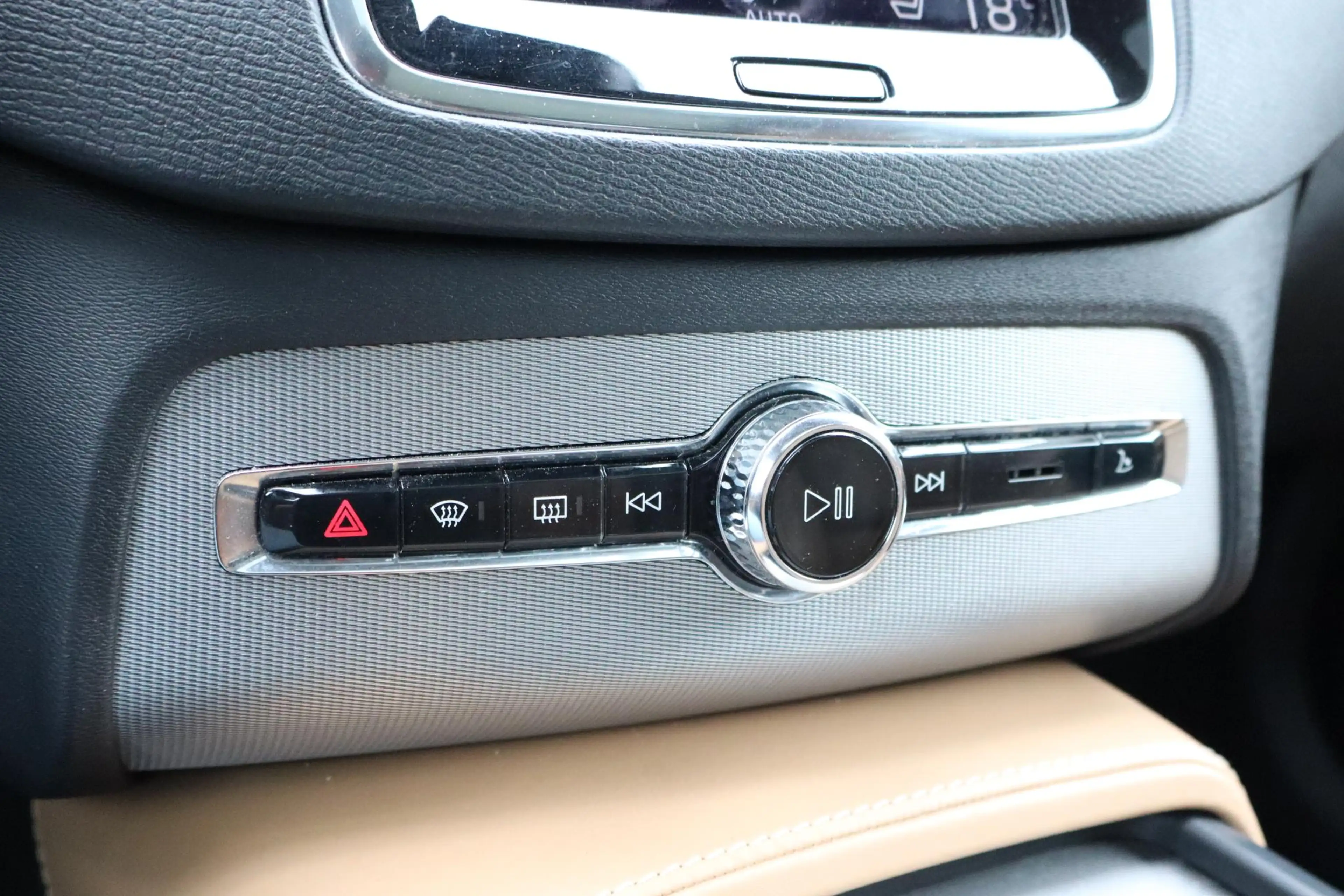 Volvo XC90 2.0 T8 Twin Engine AWD Inscription | SOH 89,4% | — photo 22