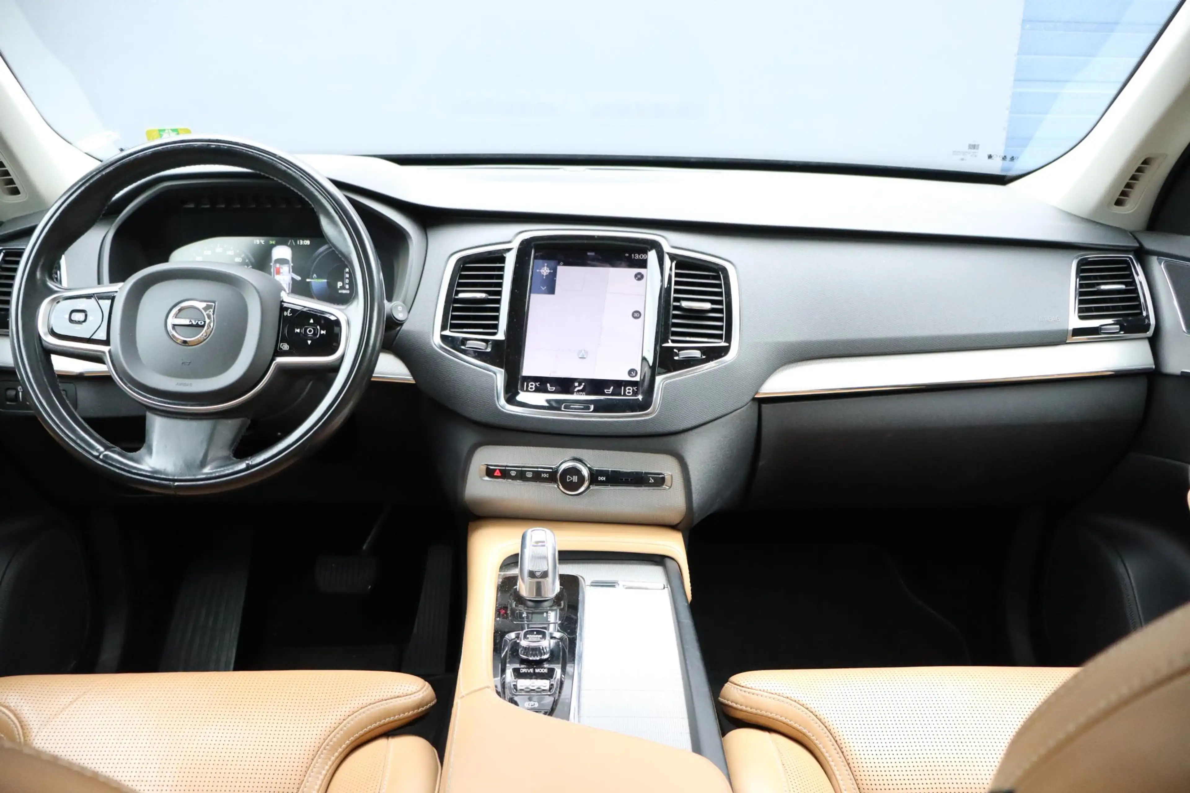 Volvo XC90 2.0 T8 Twin Engine AWD Inscription | SOH 89,4% | — photo 3