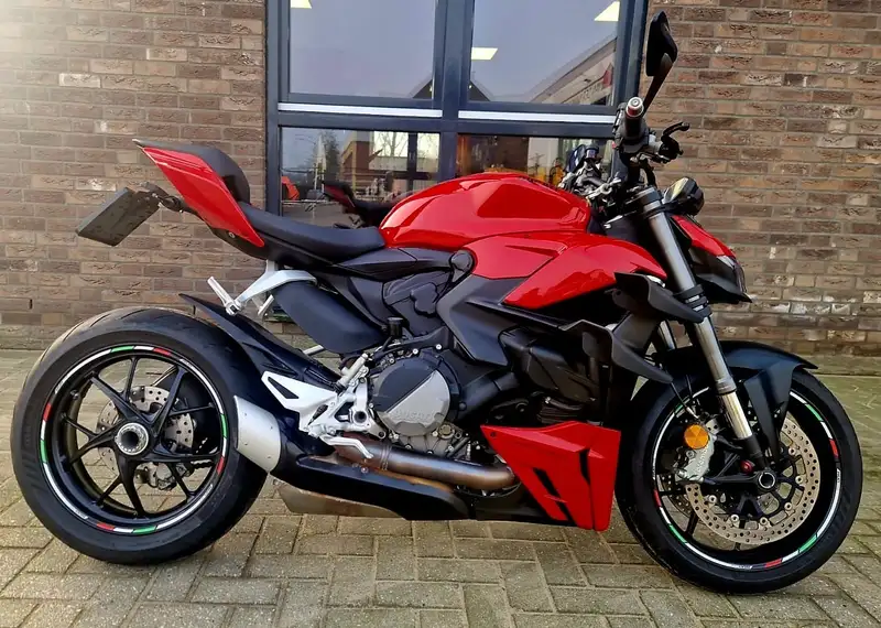 Ducati Streetfighter - foto 6