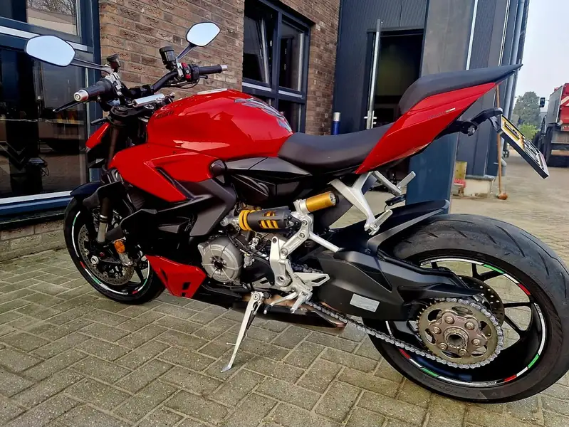 Ducati Streetfighter - foto 4