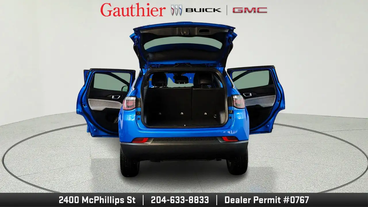 Jeep Compass снимка Jeep Compass