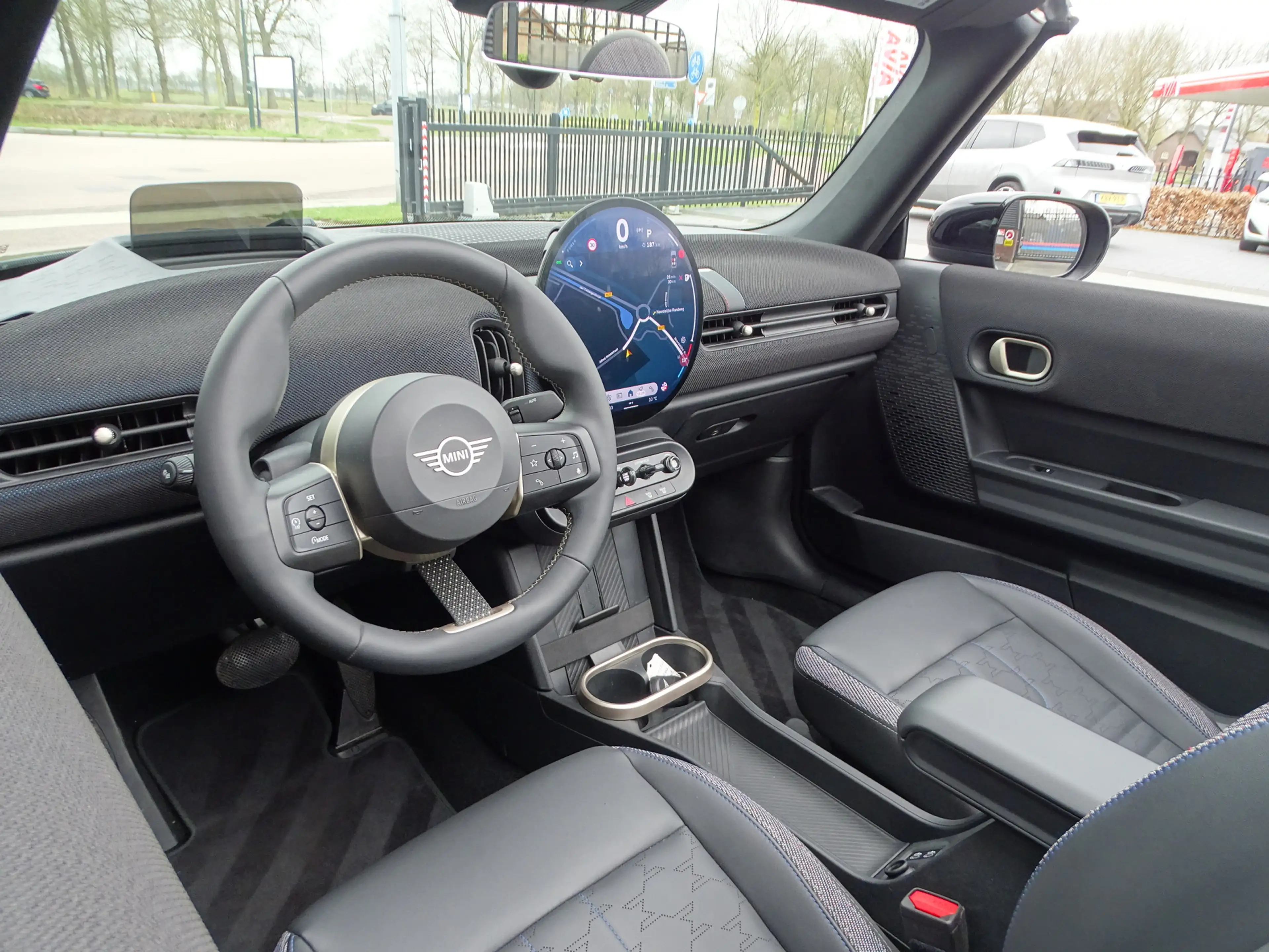 MINI Cooper C Cabrio Mini 2.0 Classic M — photo 16