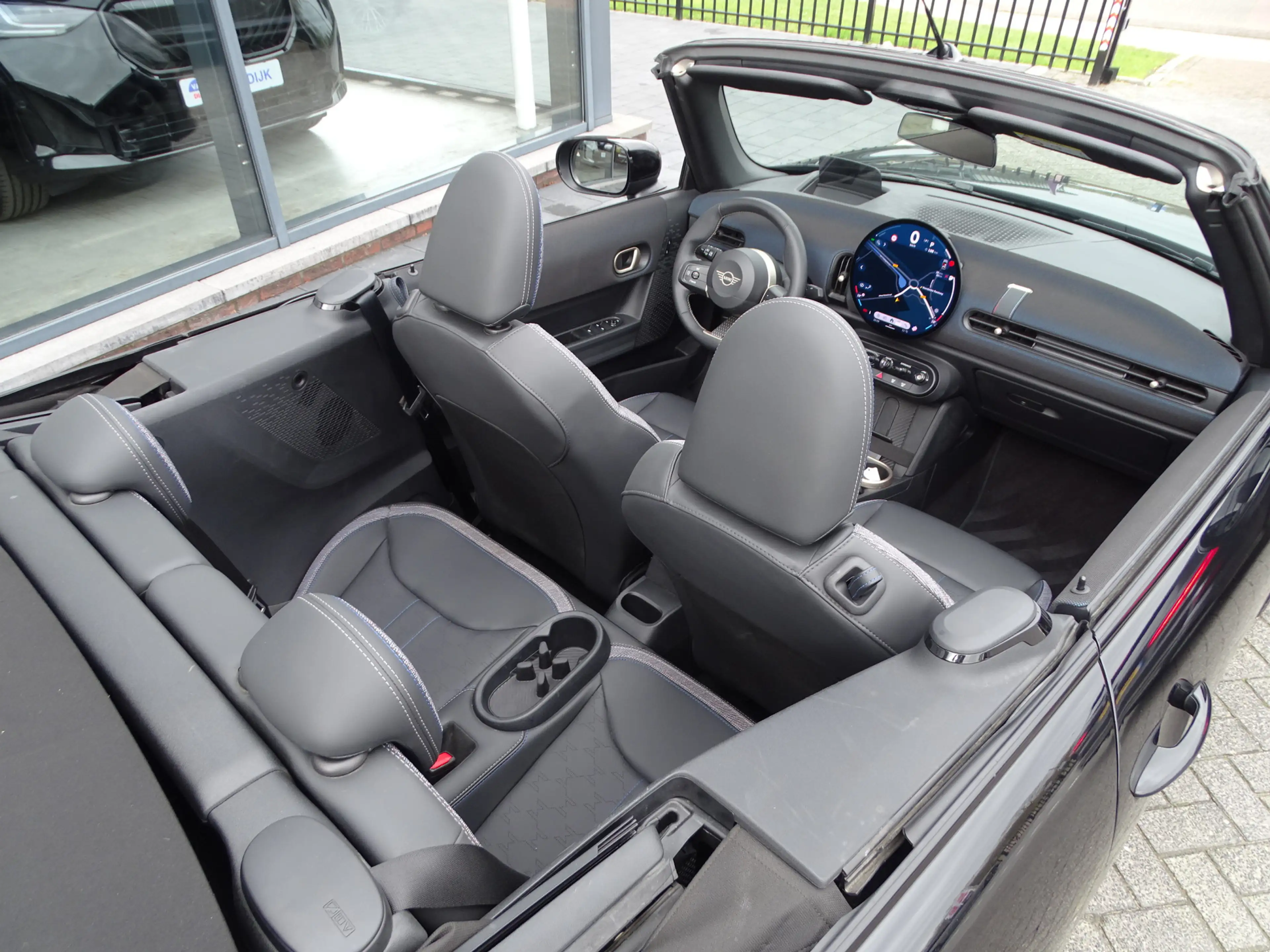 MINI Cooper C Cabrio Mini 2.0 Classic M — photo 7