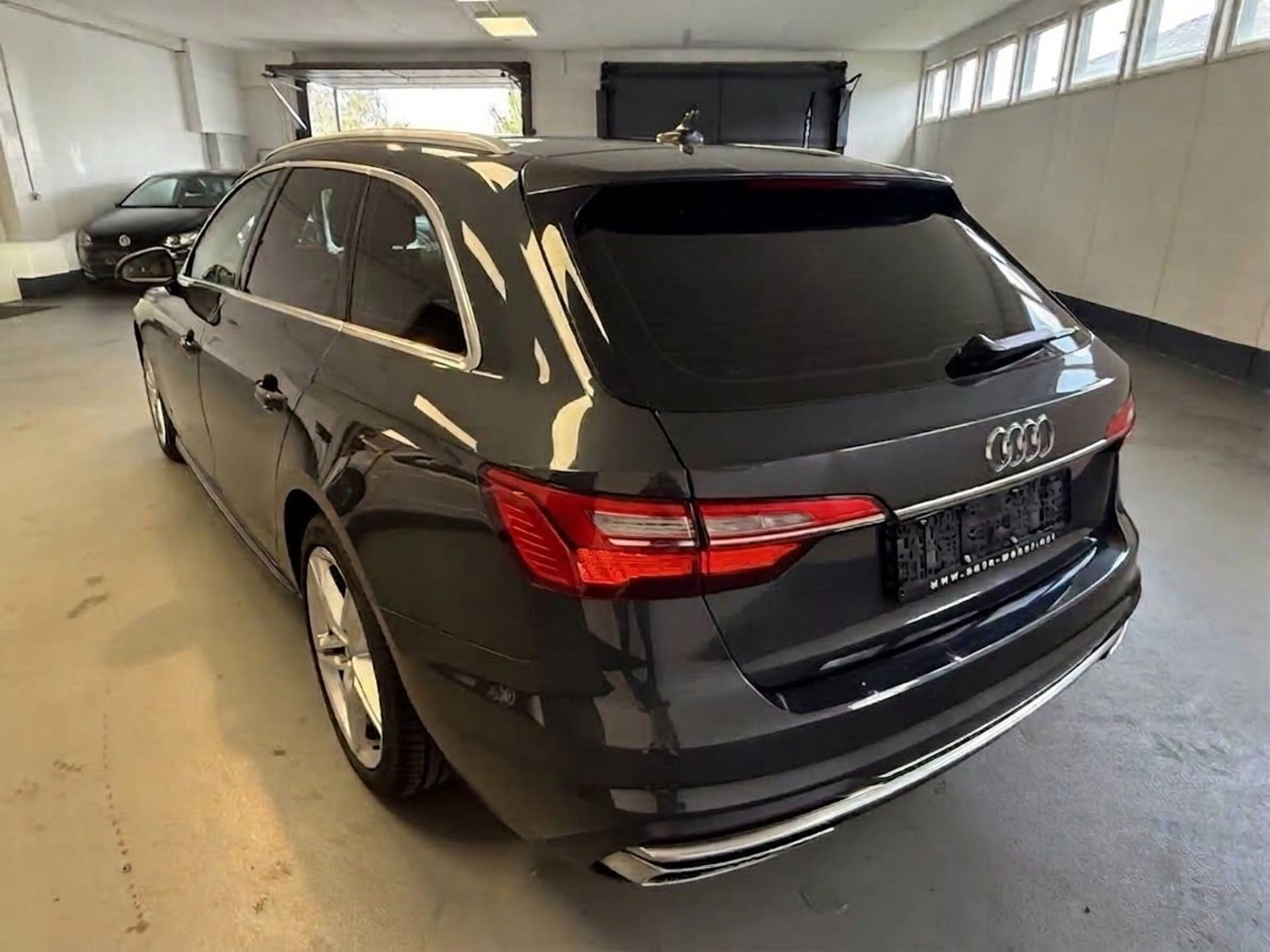 Audi A4 AVANT 40 TDI QUATTRO*AUT*LEDER*NAVI*APPLE*LED — photo 8