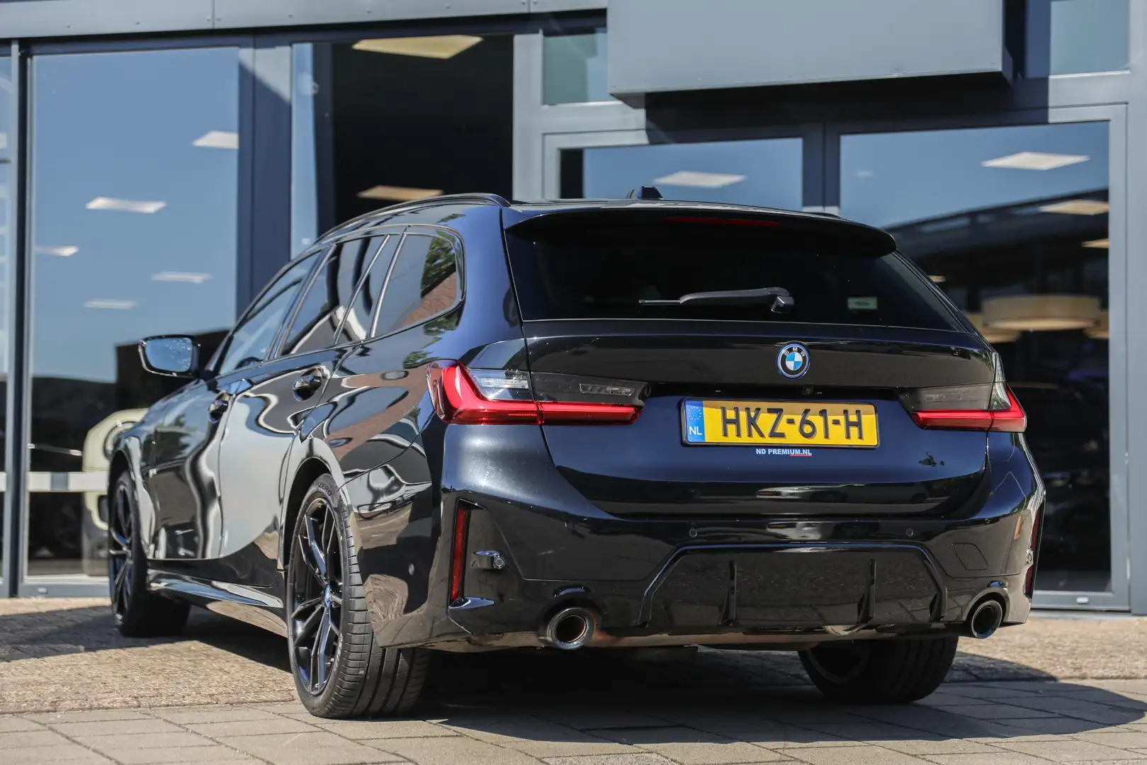 BMW 330 3-serie Touring 330e | M-Sport | Elektr. Trekhaak Noir - 2