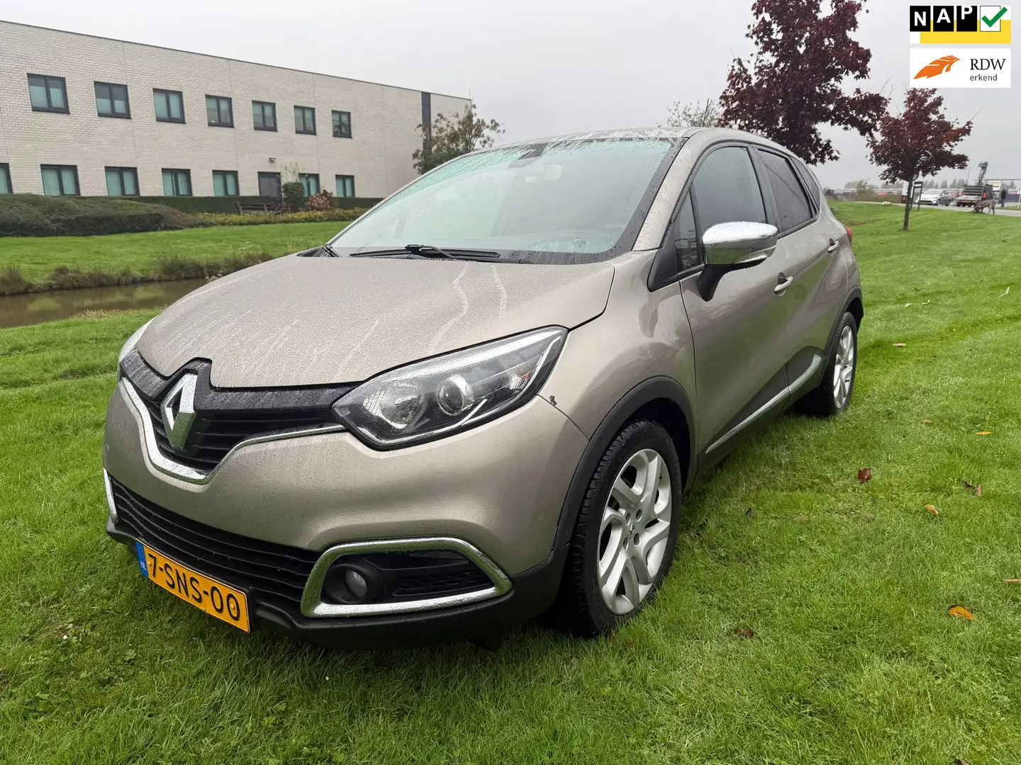 Renault Captur 2013 * 1.2 TCe Dynamique * AUTOMAAT * AIRCO * LMV Brun - 1