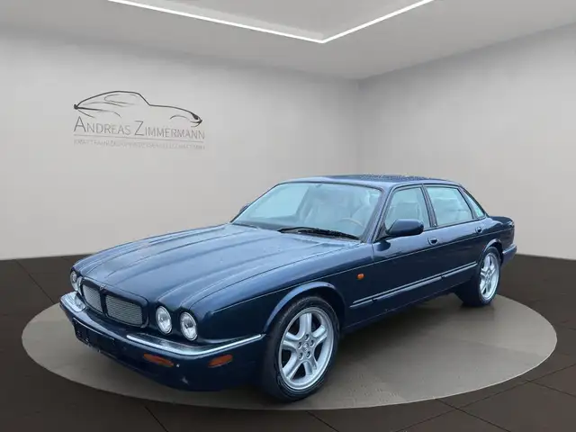Jaguar XJR 4.0 BLUE/IVORY EIN TRAUM!