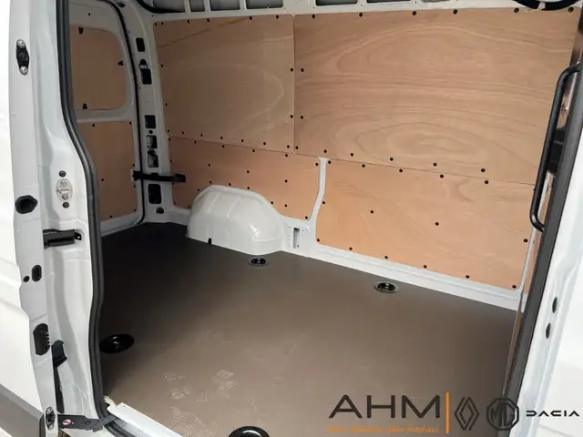 Renault Master view 12