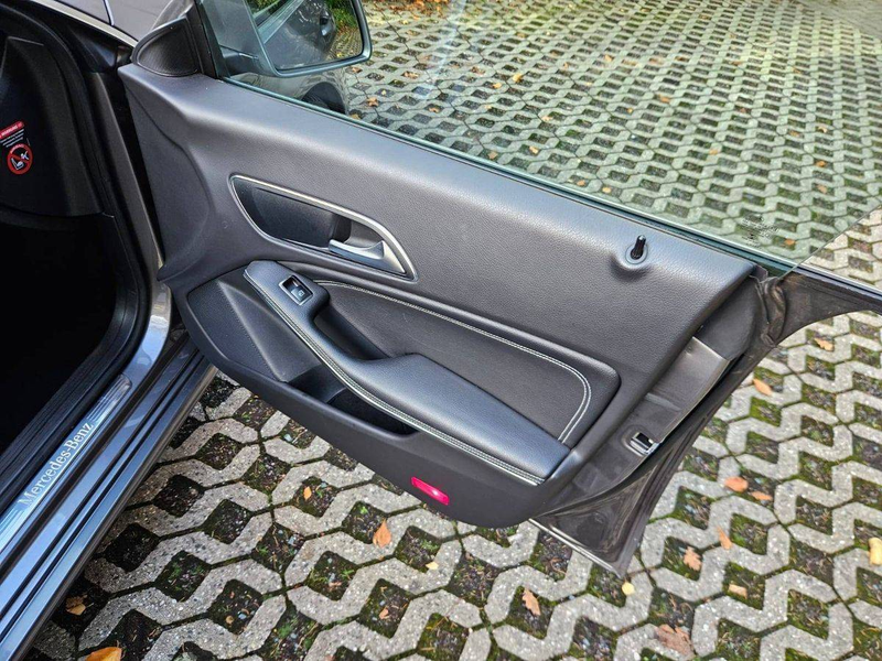 Mercedes-Benz CLA 180 CLA-Klasse CLA 180 Urban — photo 15