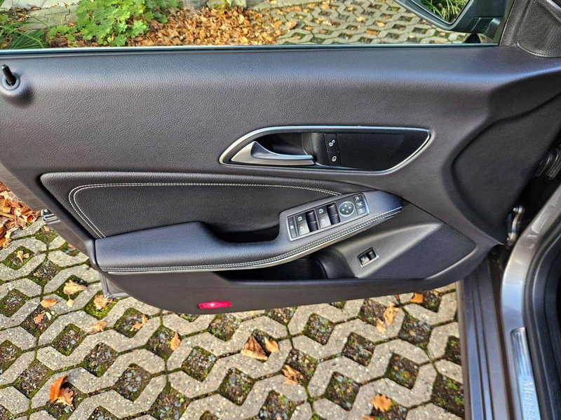 Mercedes-Benz CLA 180 CLA-Klasse CLA 180 Urban — photo 14