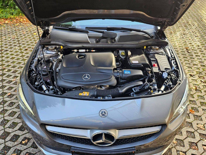 Mercedes-Benz CLA 180 CLA-Klasse CLA 180 Urban — photo 7