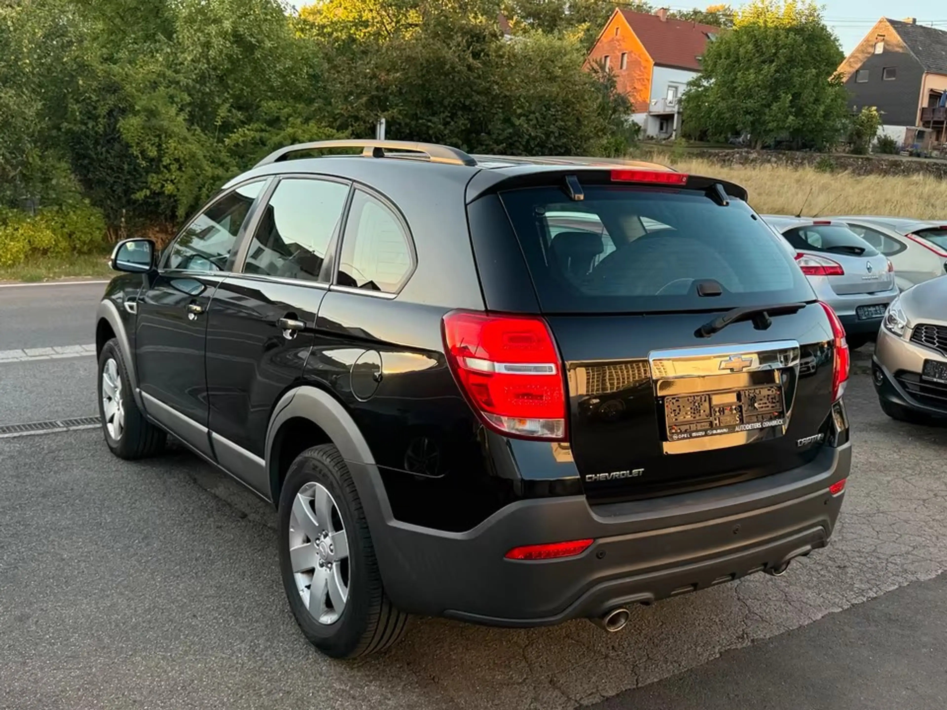 Chevrolet Captiva 2.4 LT 2WD -7 Sitzer - TÜV 05/2028 — photo 3