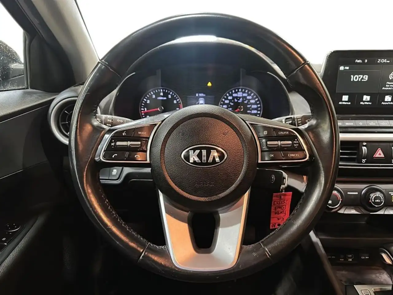 Kia Forte снимка Kia Forte