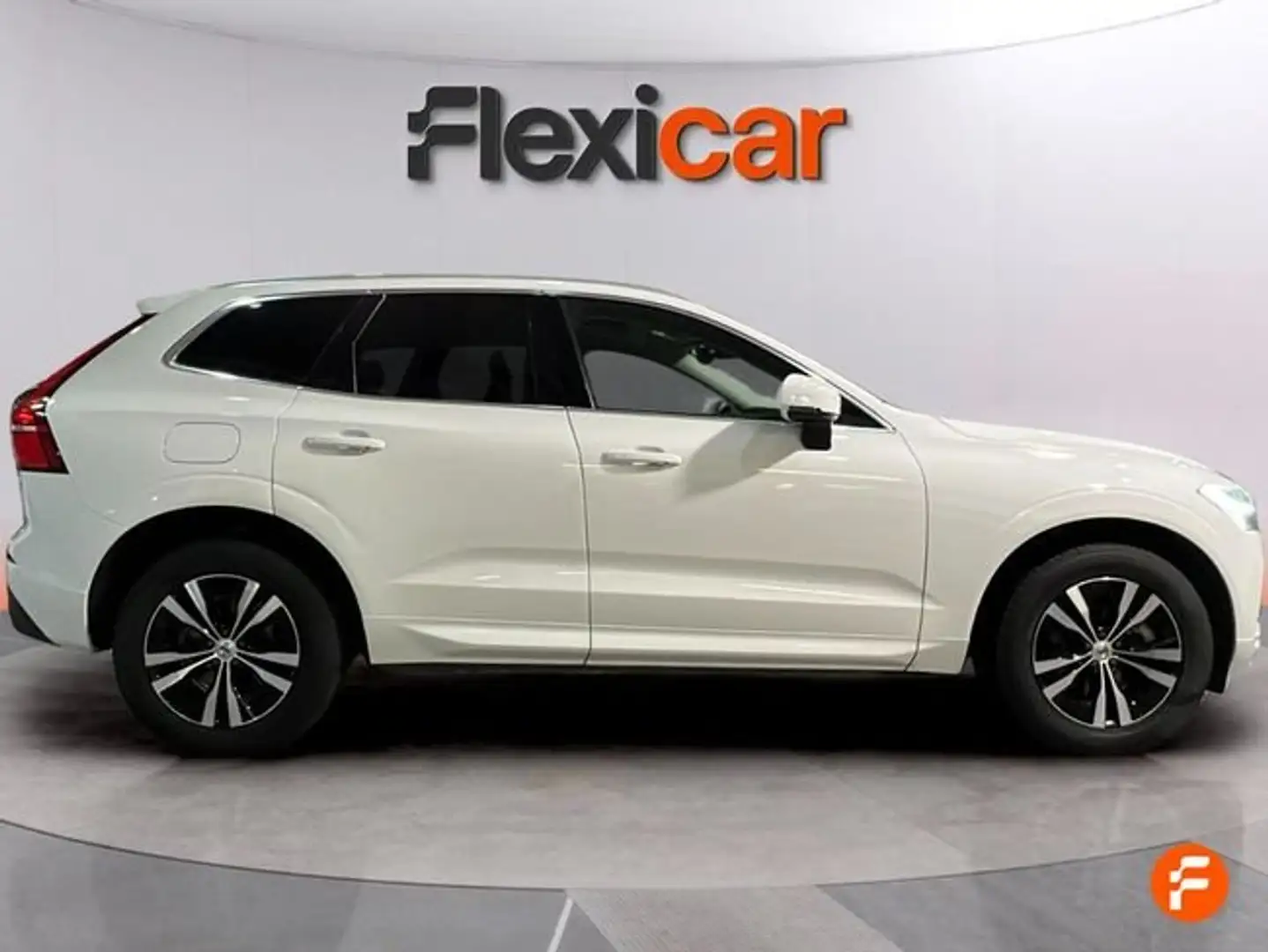 Volvo XC60 T6 Recharge Core Blanc - 2