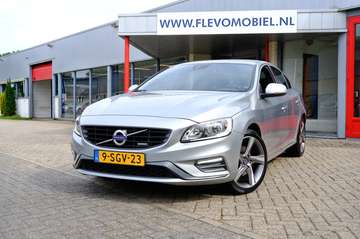 1.6 T3 R-Design Navi|Leder-Alcantara|Clima|Cam|LMV