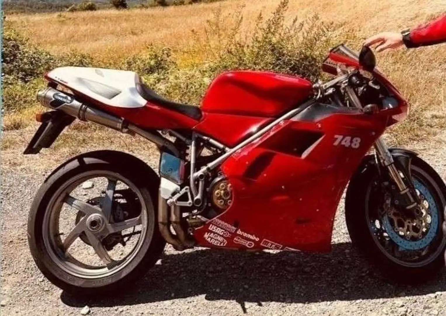 Ducati 748 S Rojo - 1