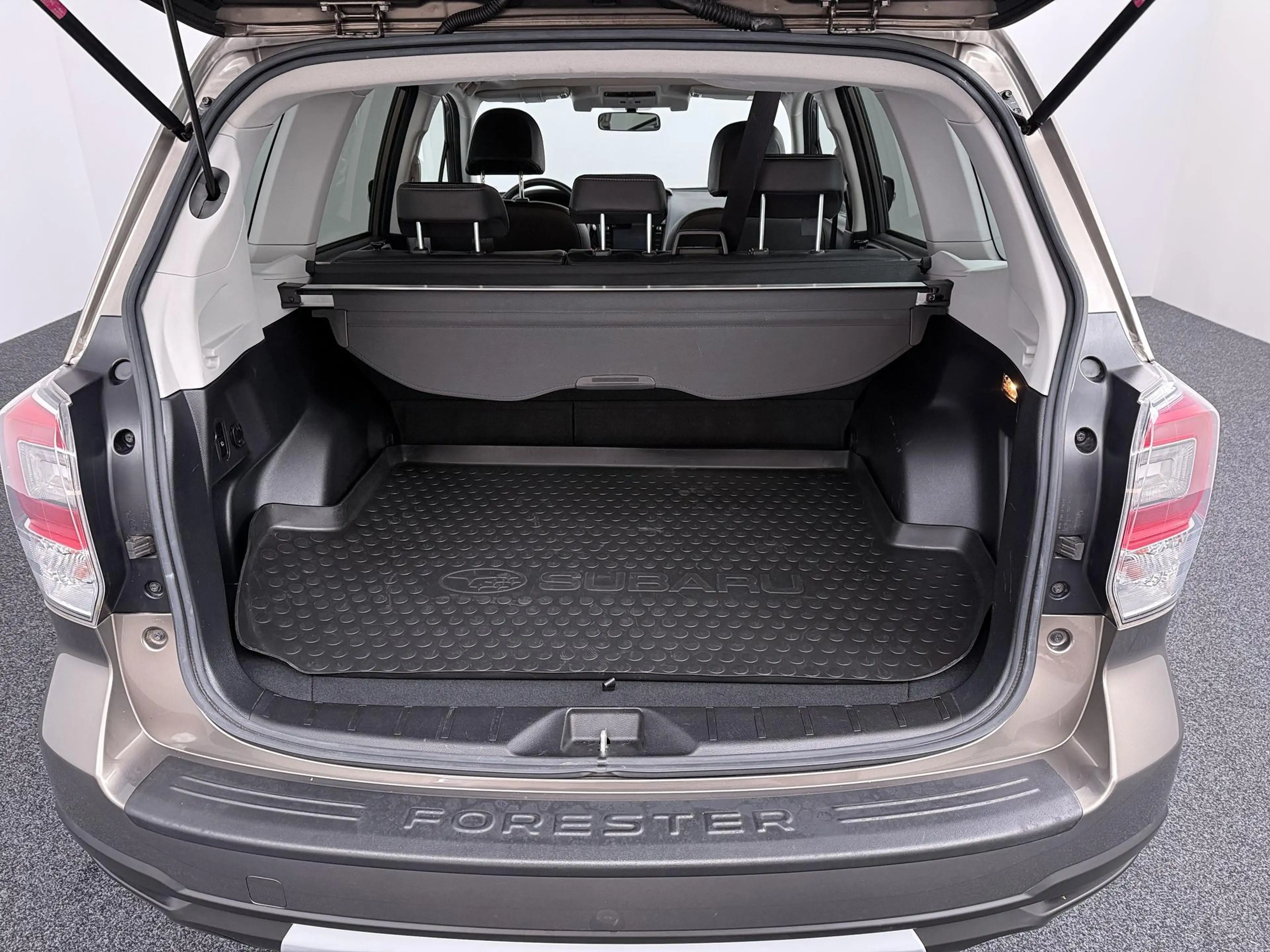 Subaru Forester 2.0 Premium AWD | Trekhaak | Panoramadak | ACC | N — photo 8