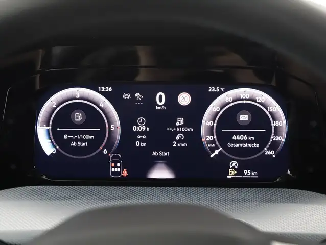 Volkswagen Golf view 14