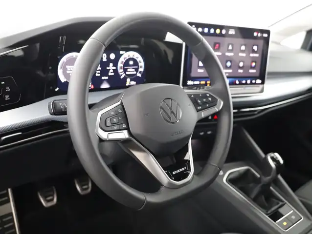 Volkswagen Golf view 11
