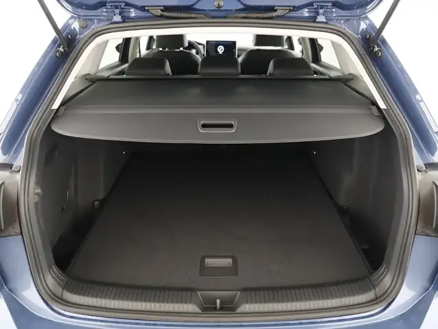 Volkswagen Golf view 7