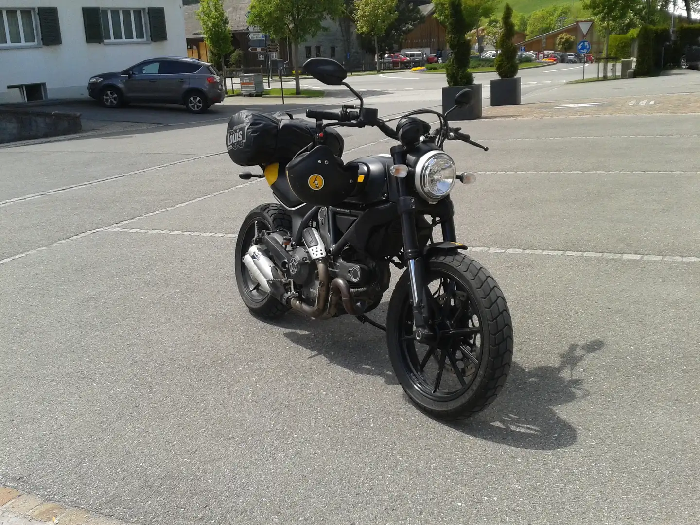 Ducati Scrambler Full Throttle Negro - 2