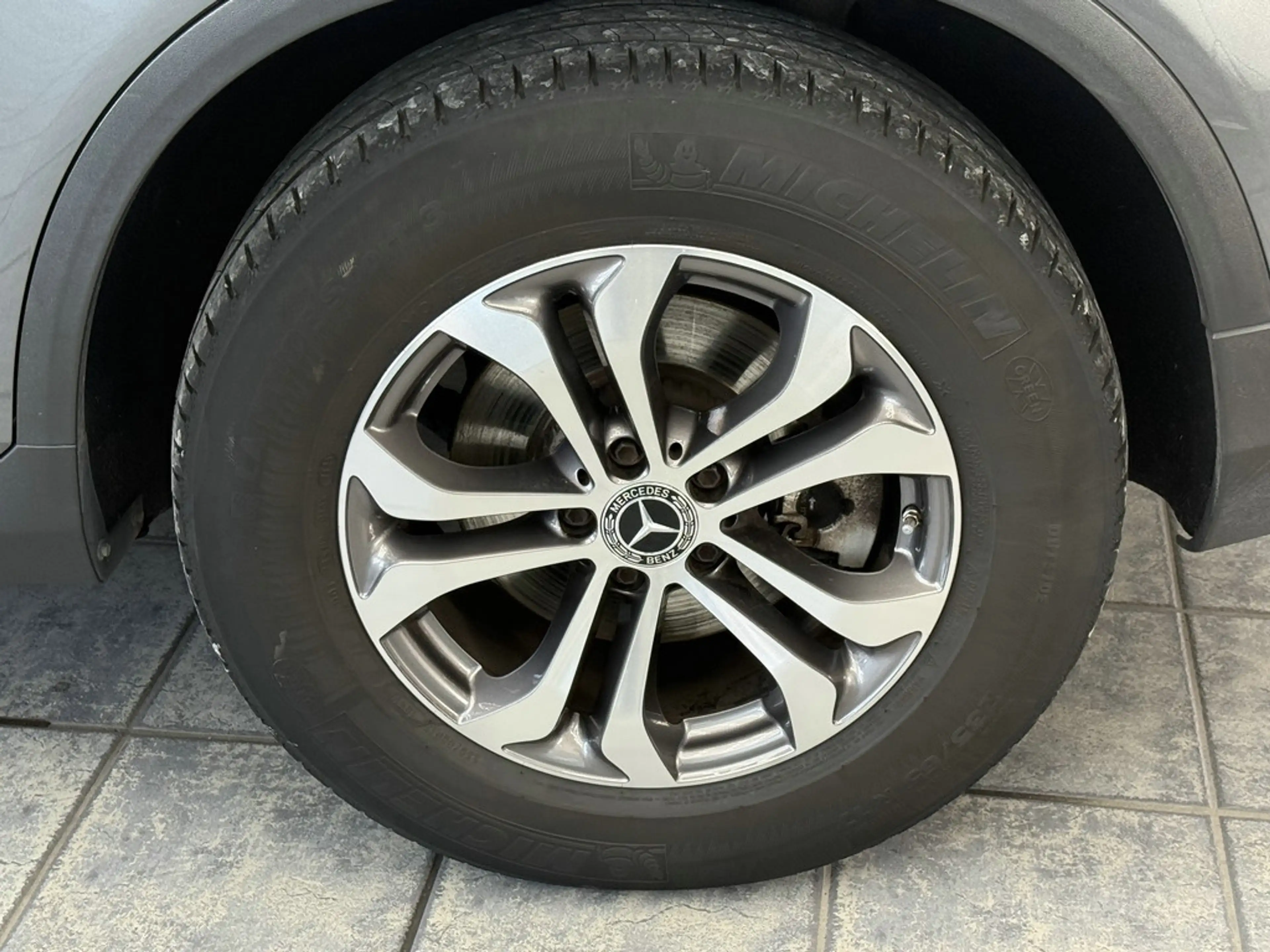 Mercedes-Benz GLC 250 CGI 4Matic Exclusive, LED, HUD, Kamera — photo 9