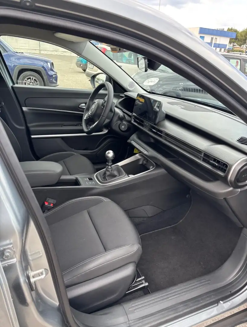 Jeep Avenger 1.2 turbo Altitude fwd 100cv - 2