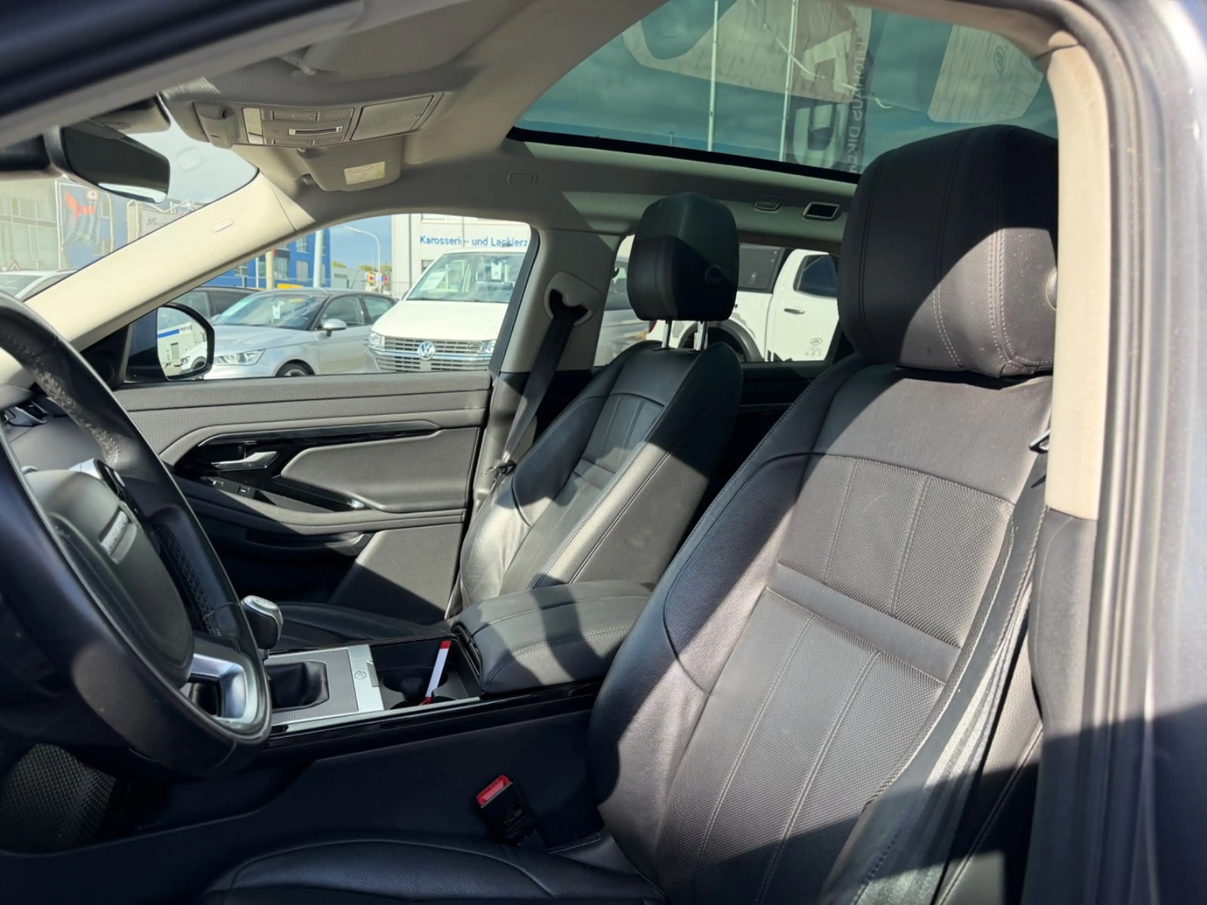Land Rover Range Rover Evoque S Euro6d, Pano, Navi — photo 14