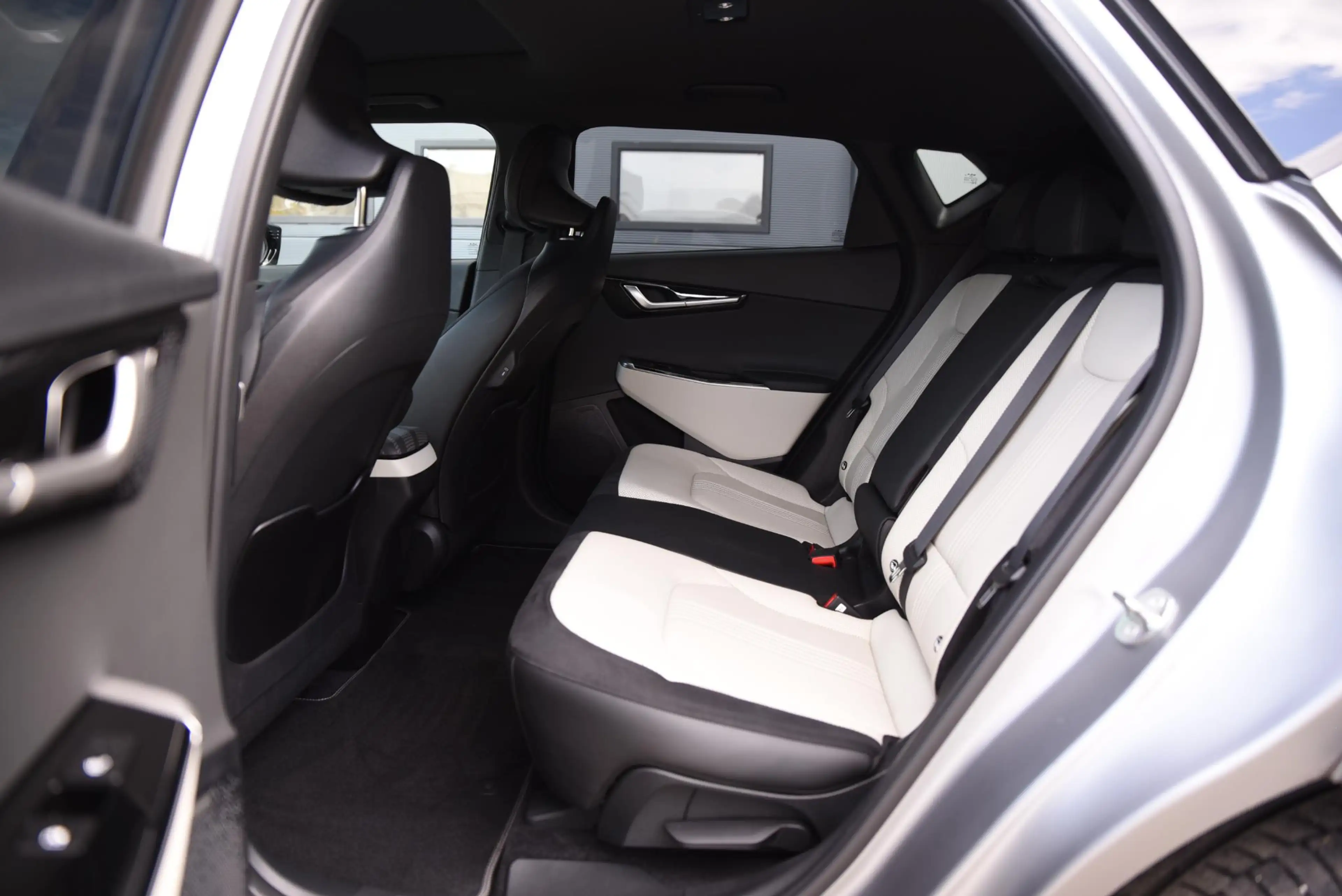 Kia EV6 GT-Line AWD 77.4 kWh — photo 30