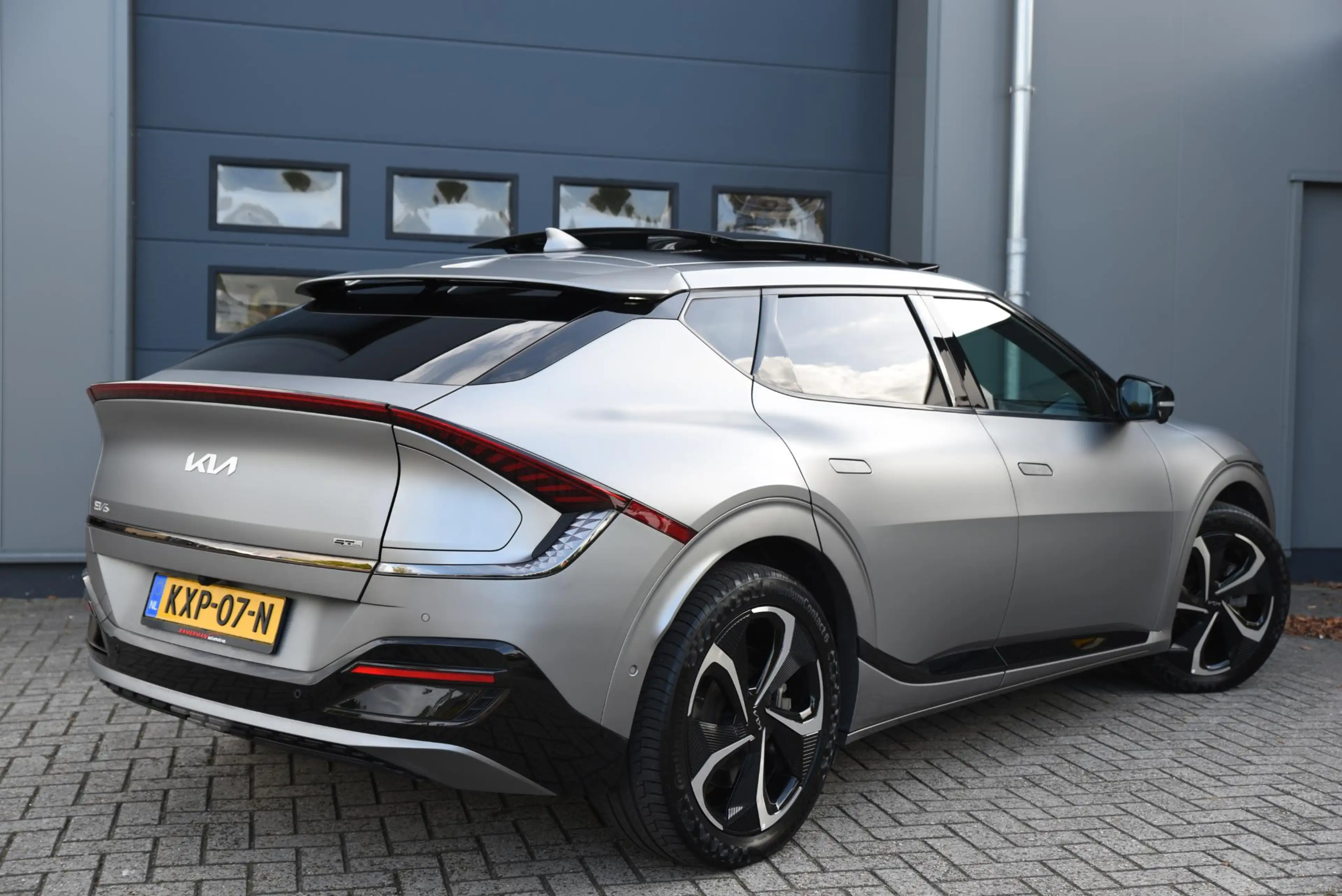 Kia EV6 GT-Line AWD 77.4 kWh — photo 42