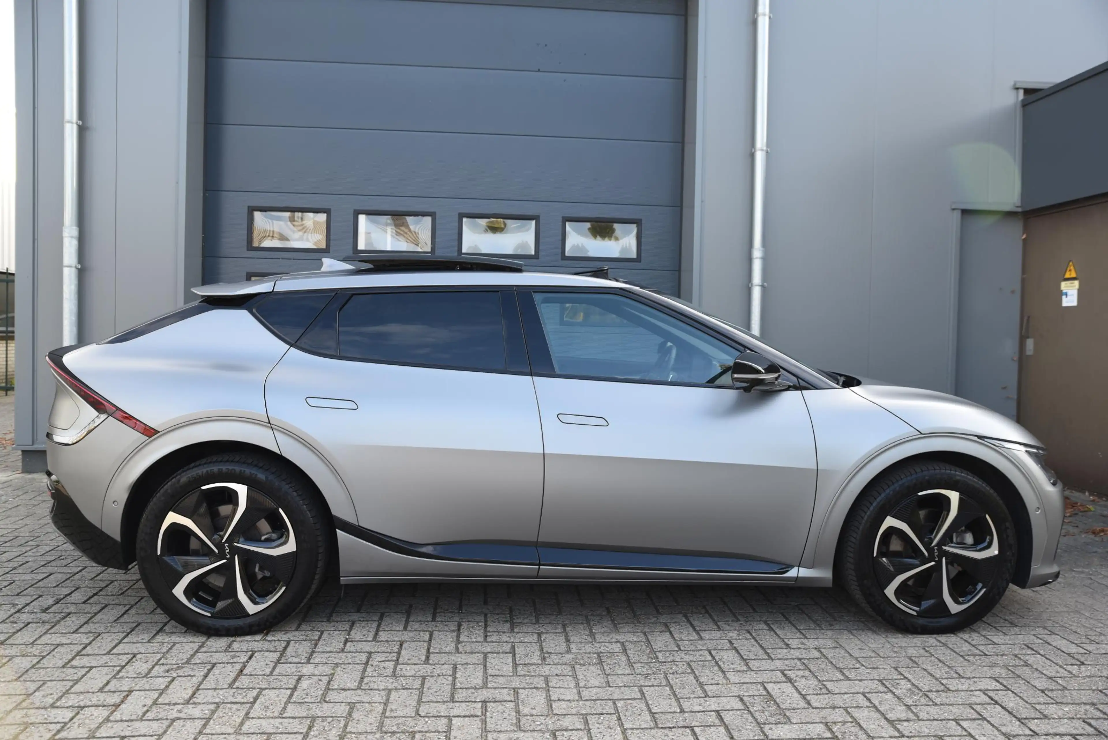 Kia EV6 GT-Line AWD 77.4 kWh — photo 41