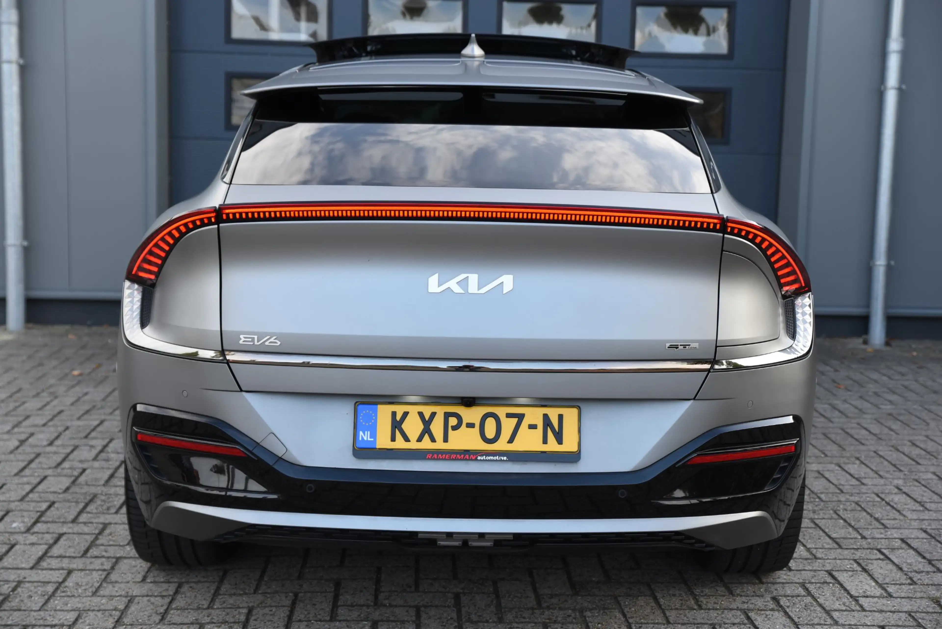 Kia EV6 GT-Line AWD 77.4 kWh — photo 21