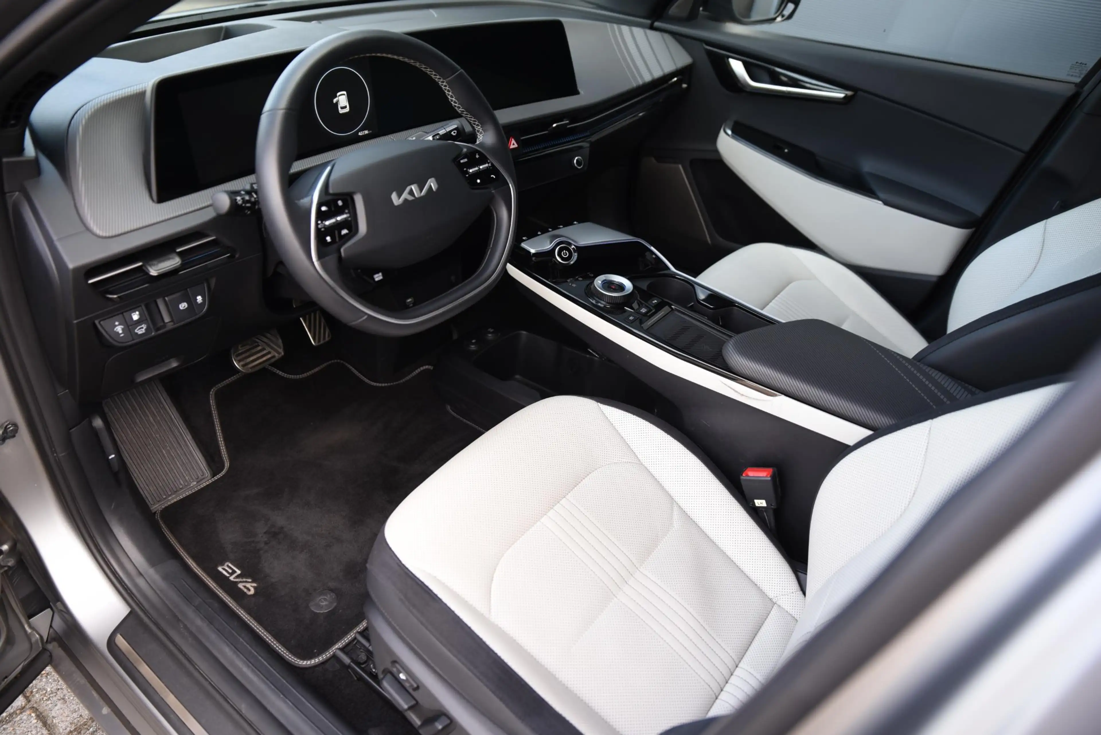 Kia EV6 GT-Line AWD 77.4 kWh — photo 2