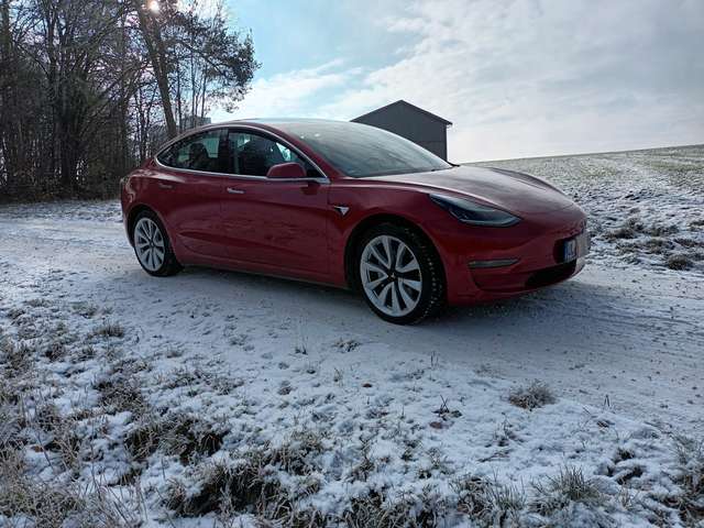 Tesla Model 3 Model 3 Standard Reichweite Plus Hinterradantrieb