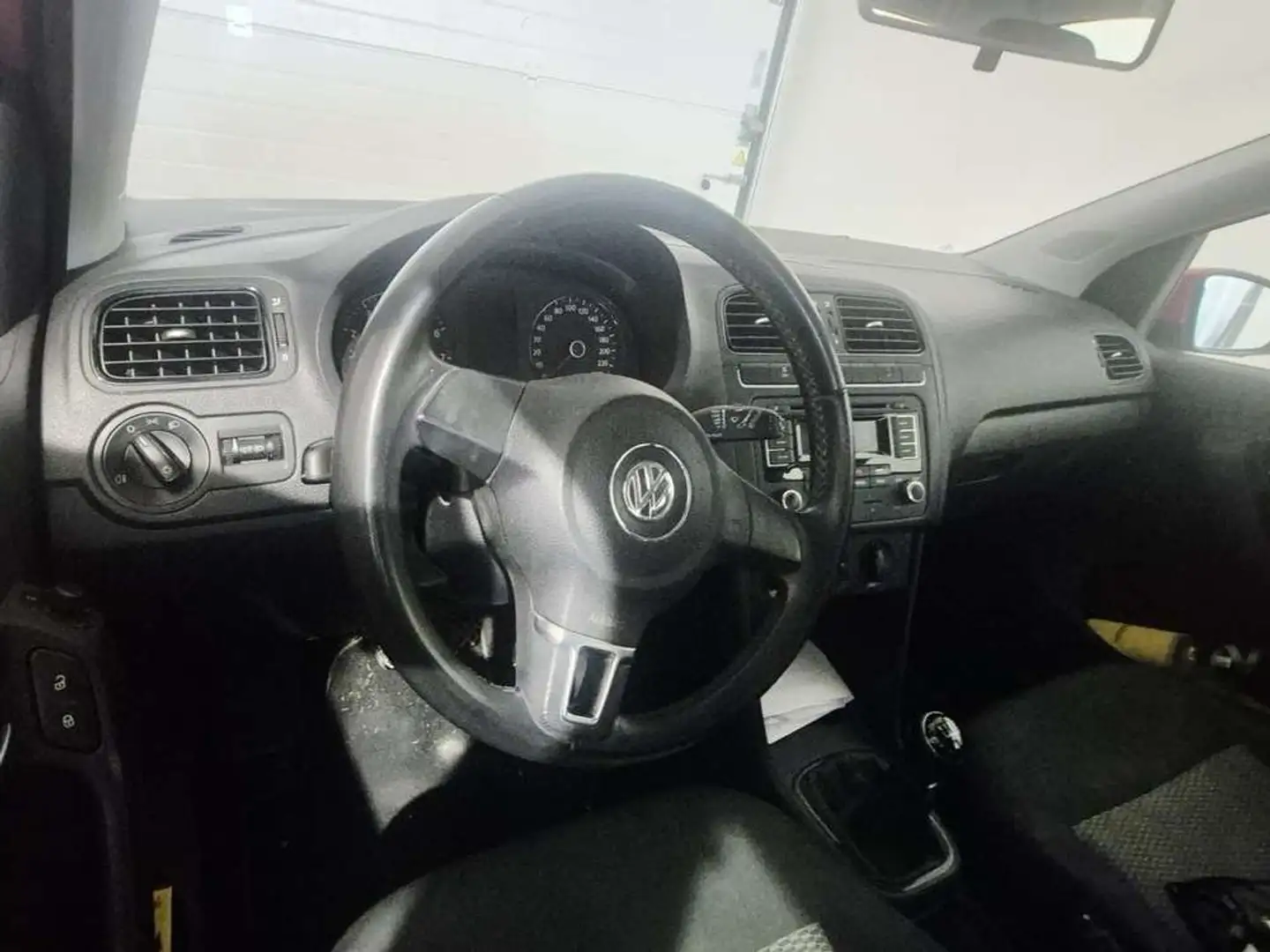 Volkswagen Polo 1.2 Advance Rojo - 1