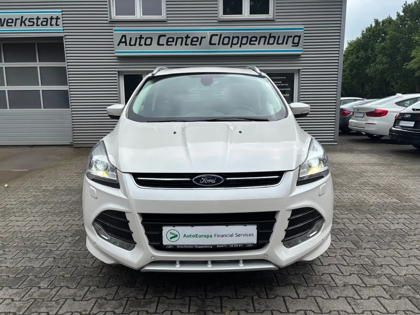 Ford Kuga 1,5 EcoBoost Automatik "Individual" Blanc - 2